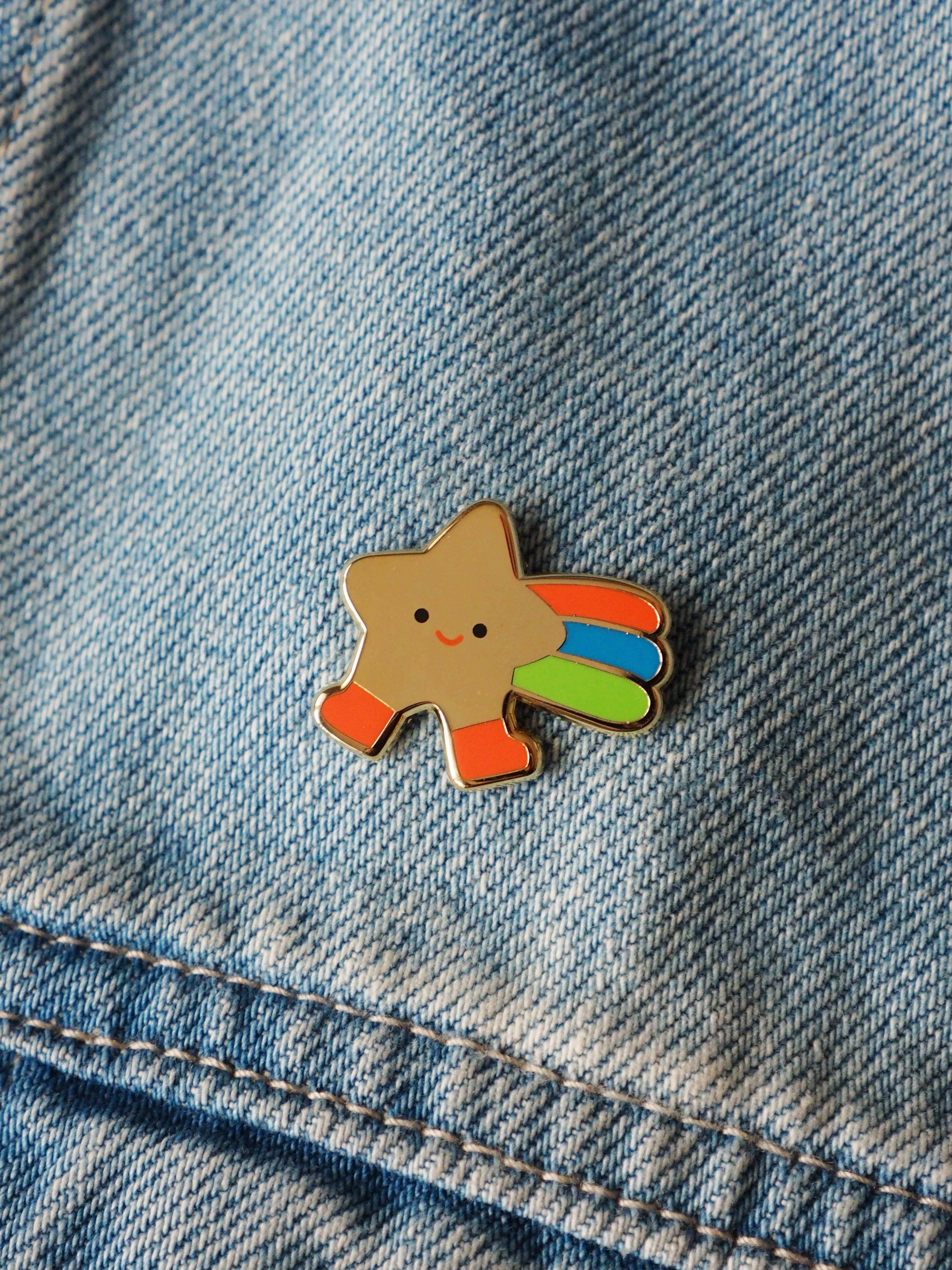 Shooting star • enamel pin – Wassaic Project