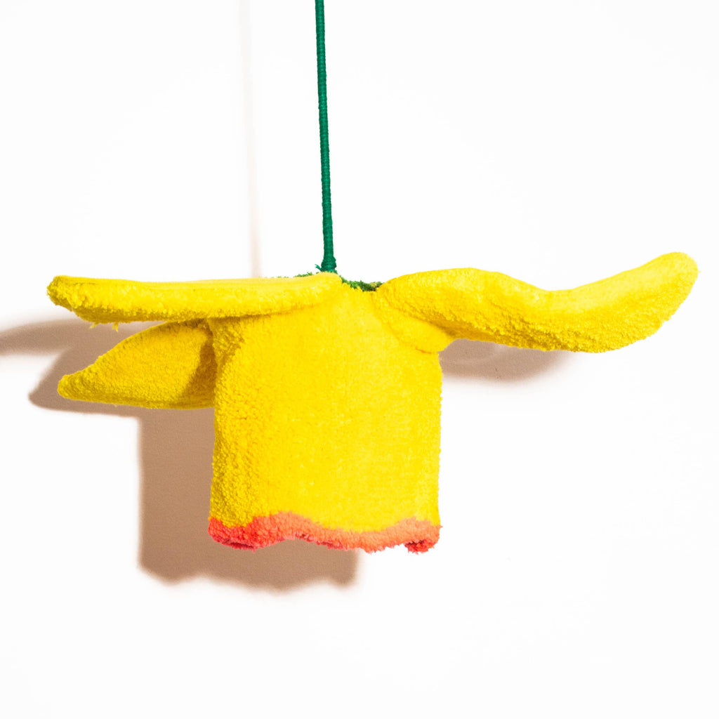 Daffodil Pendant Light