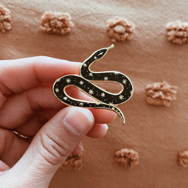 Eradura Cosmic Snake Pin