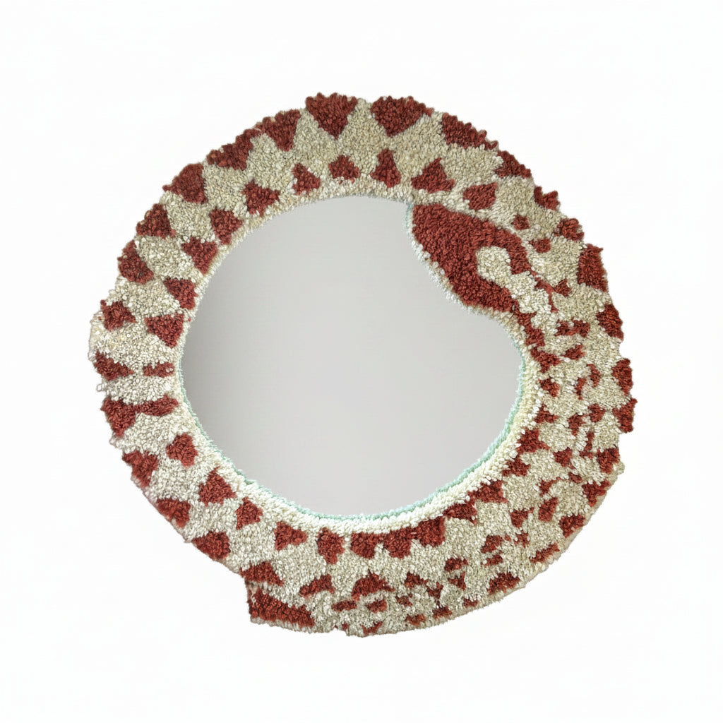 Tufted Snake Mirror