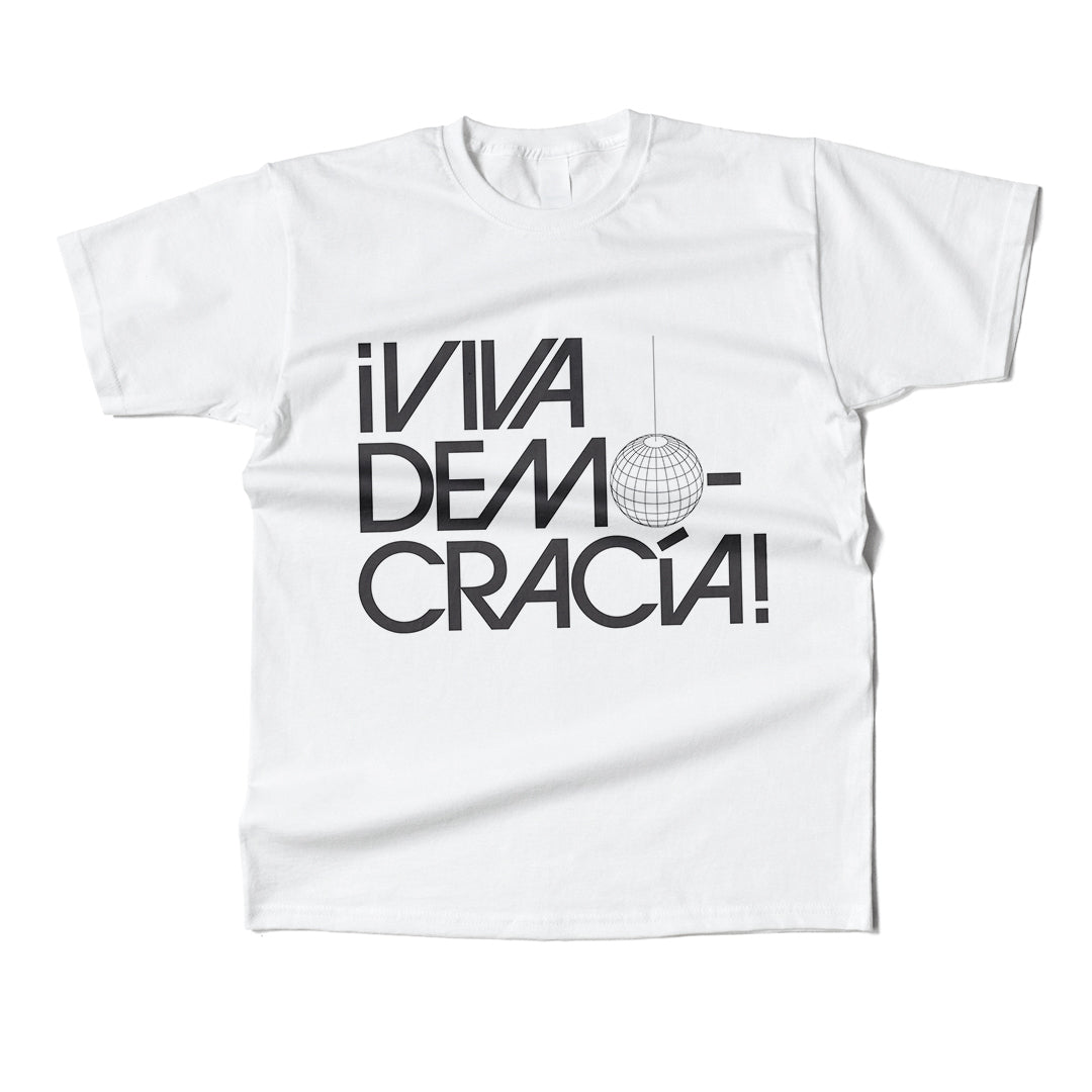 ¡Viva Democracía! // ¡Votemos! T-Shirt